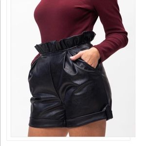 ByEgreis Simone Shorts